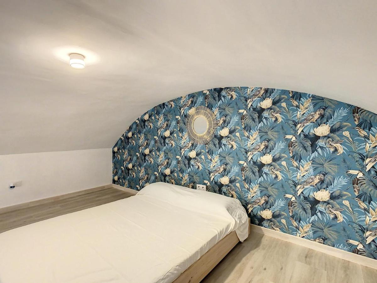 Apartcity Triana Seville Ngoại thất bức ảnh