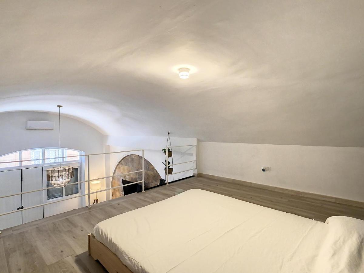 Apartcity Triana Seville Ngoại thất bức ảnh